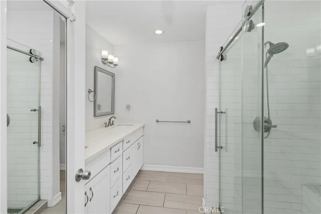 2860 Chestnut Avenue, Long Beach, California 90806 home-pic-23