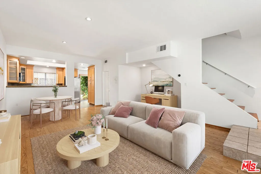 938 18th Street 5, Santa Monica, California 90403 home-pic-2