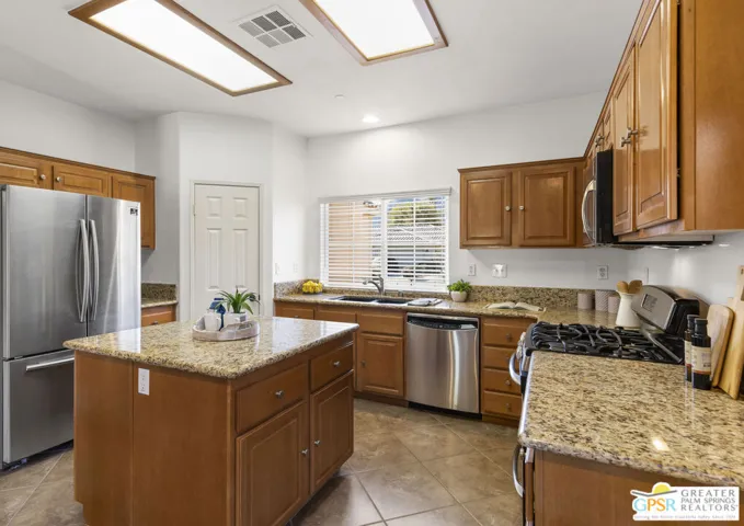 1264 Oro Ridge, Palm Springs, California 92262