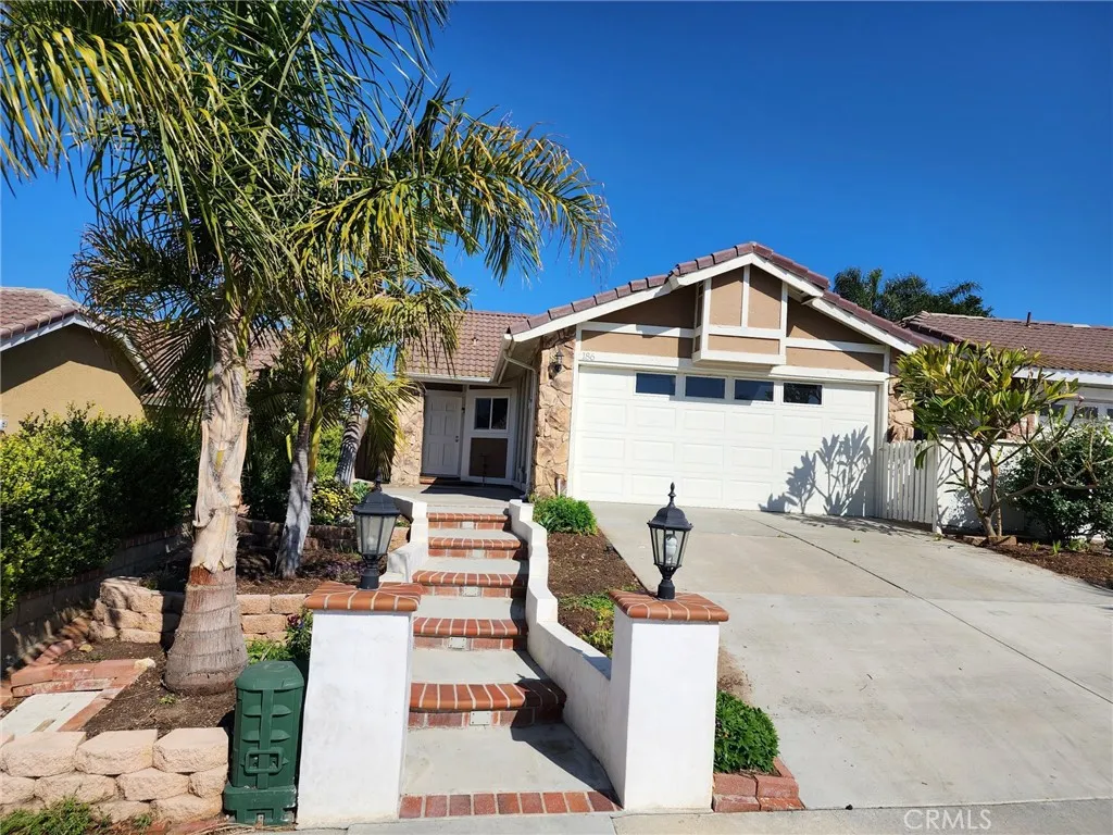 186 S Birchwood Street, Anaheim, California 92808, 3 Bedrooms Bedrooms, ,2 BathroomsBathrooms,Residential Lease,For Rent,Birchwood,PW25194296