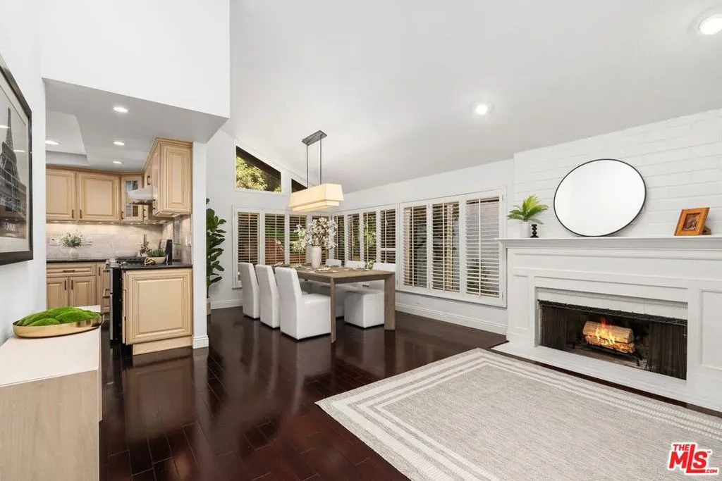 2880 Woodwardia Drive, Los Angeles, California 90077 home-pic-6