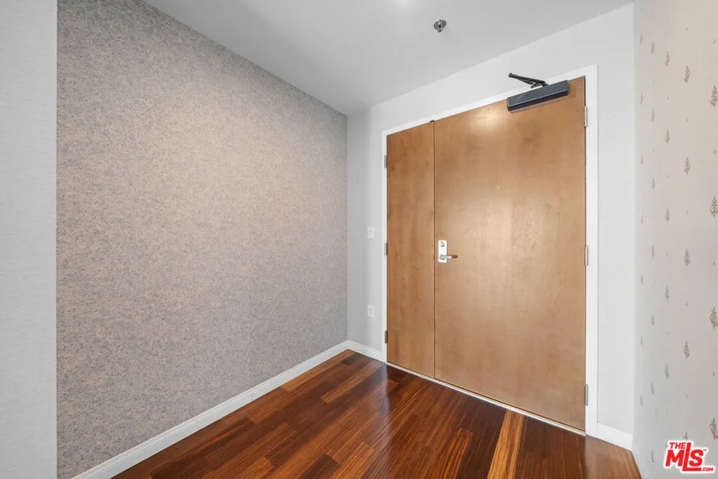 3785 Wilshire Boulevard 1709, Los Angeles, California 90010 home-pic-32