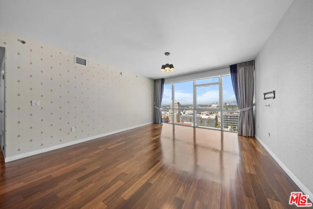3785 Wilshire Boulevard 1709, Los Angeles, California 90010 home-pic-27