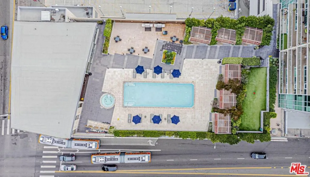 3785 Wilshire Boulevard 1709, Los Angeles, California 90010 home-pic-38