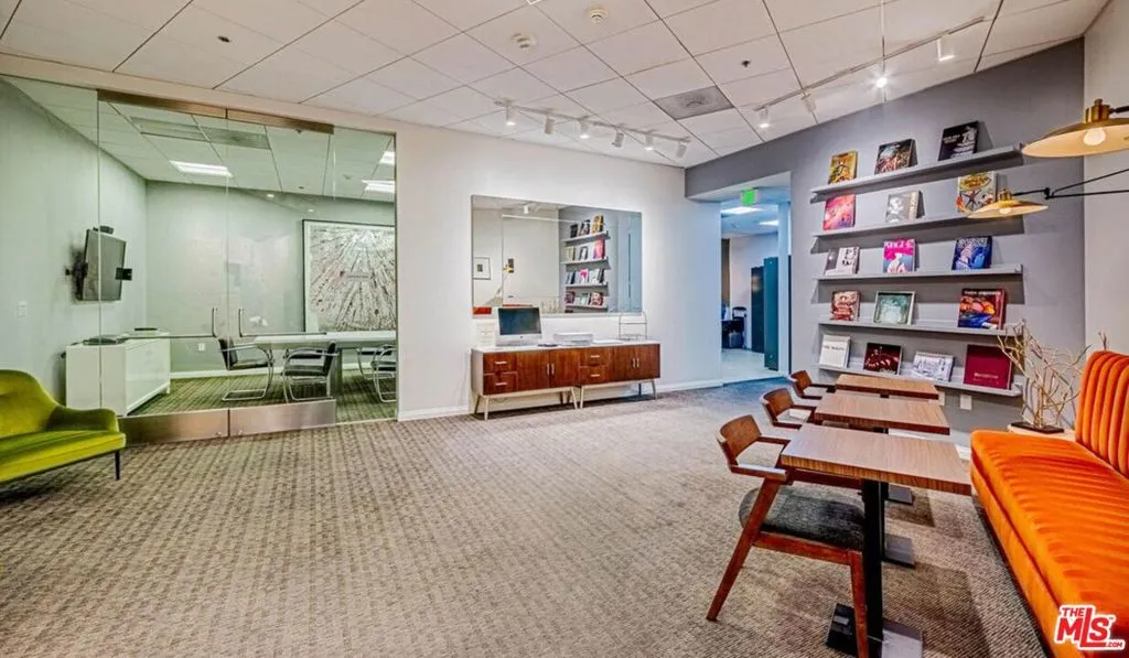 3785 Wilshire Boulevard 1709, Los Angeles, California 90010 home-pic-42