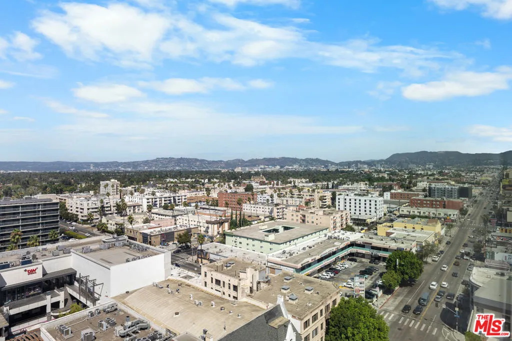 3785 Wilshire Boulevard 1709, Los Angeles, California 90010 home-pic-25