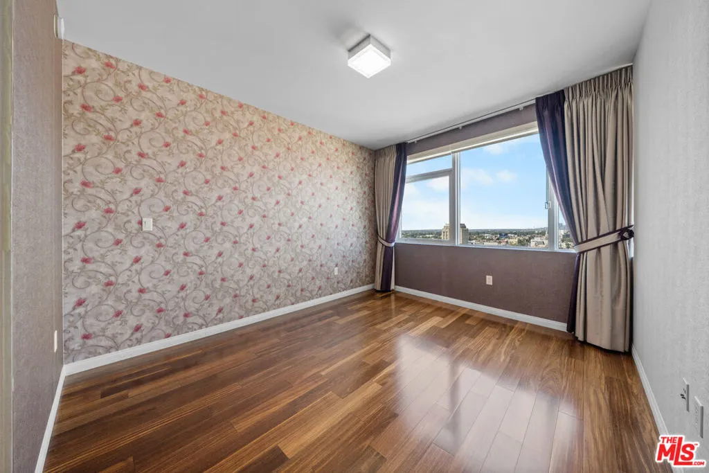 3785 Wilshire Boulevard 1709, Los Angeles, California 90010 home-pic-16
