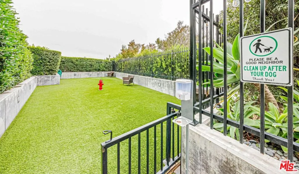3785 Wilshire Boulevard 1709, Los Angeles, California 90010 home-pic-41