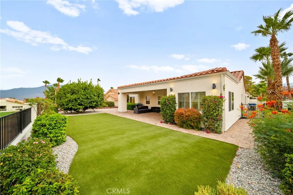 64754 Pinehurst Circle, Desert Hot Springs, California 92240 home-pic-15