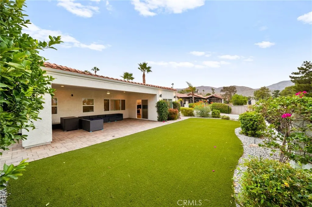 64754 Pinehurst Circle, Desert Hot Springs, California 92240 home-pic-13