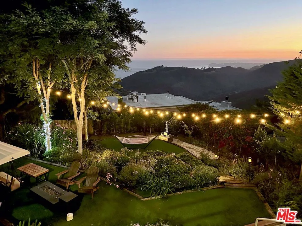 2977 Seabreeze Drive Studio, Malibu, California 90265, 1 Bedroom Bedrooms, ,1 BathroomBathrooms,Residential Lease,For Rent,Seabreeze,25584297