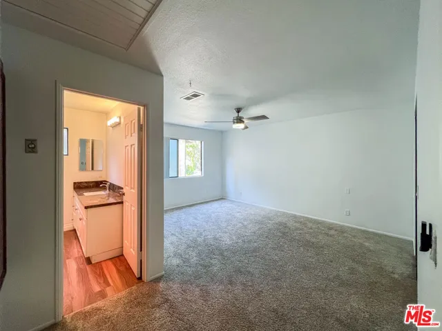 1304 W Avenue J4, Lancaster, California 93534