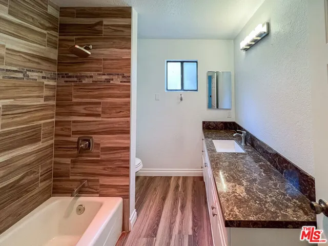 1304 W Avenue J4, Lancaster, California 93534