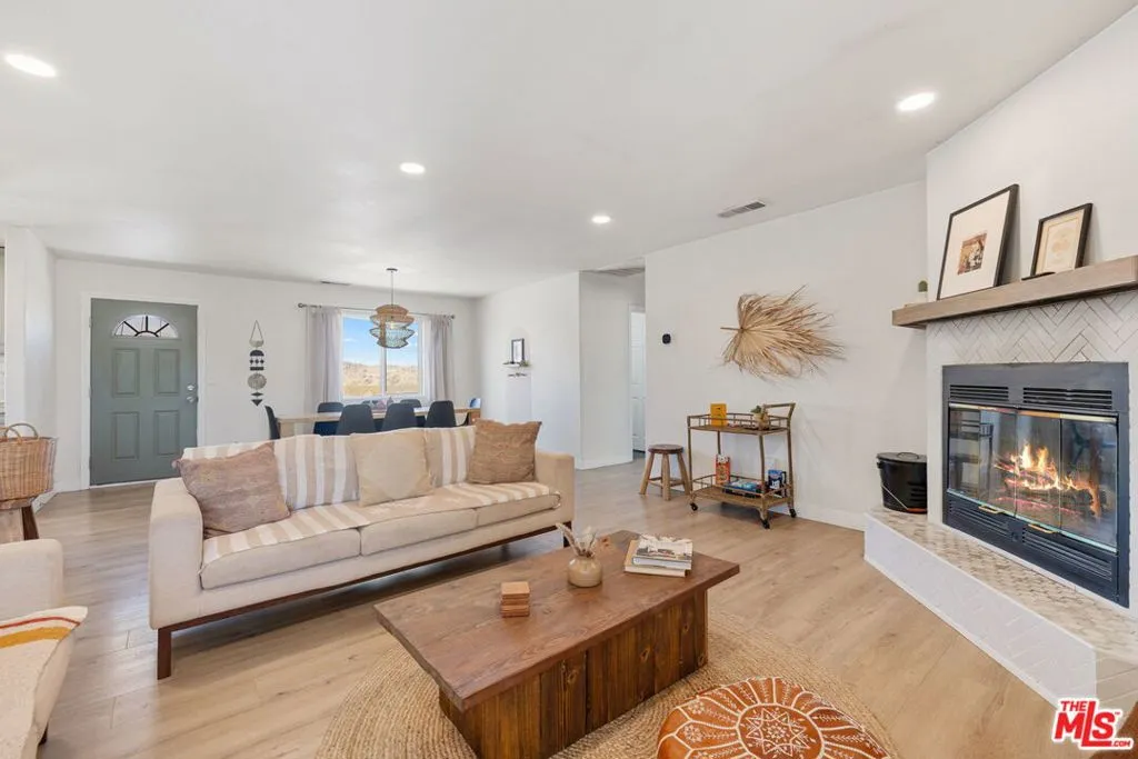 63478 E Broadway Street, Joshua Tree, California 92252 home-pic-6