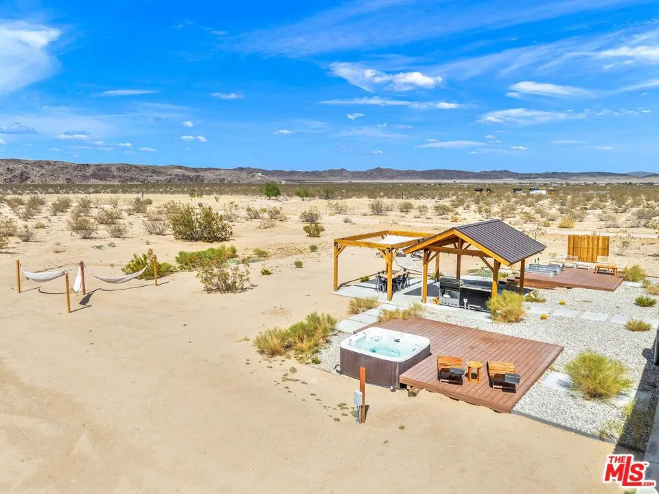 63478 E Broadway Street, Joshua Tree, California 92252 home-pic-23
