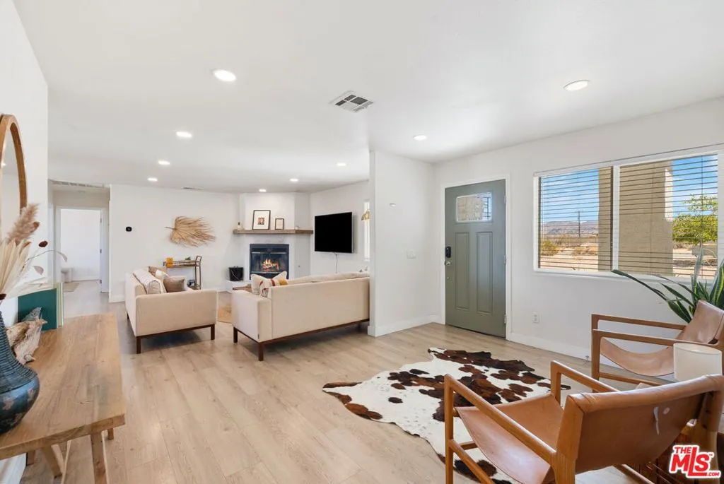 63478 E Broadway Street, Joshua Tree, California 92252 home-pic-5