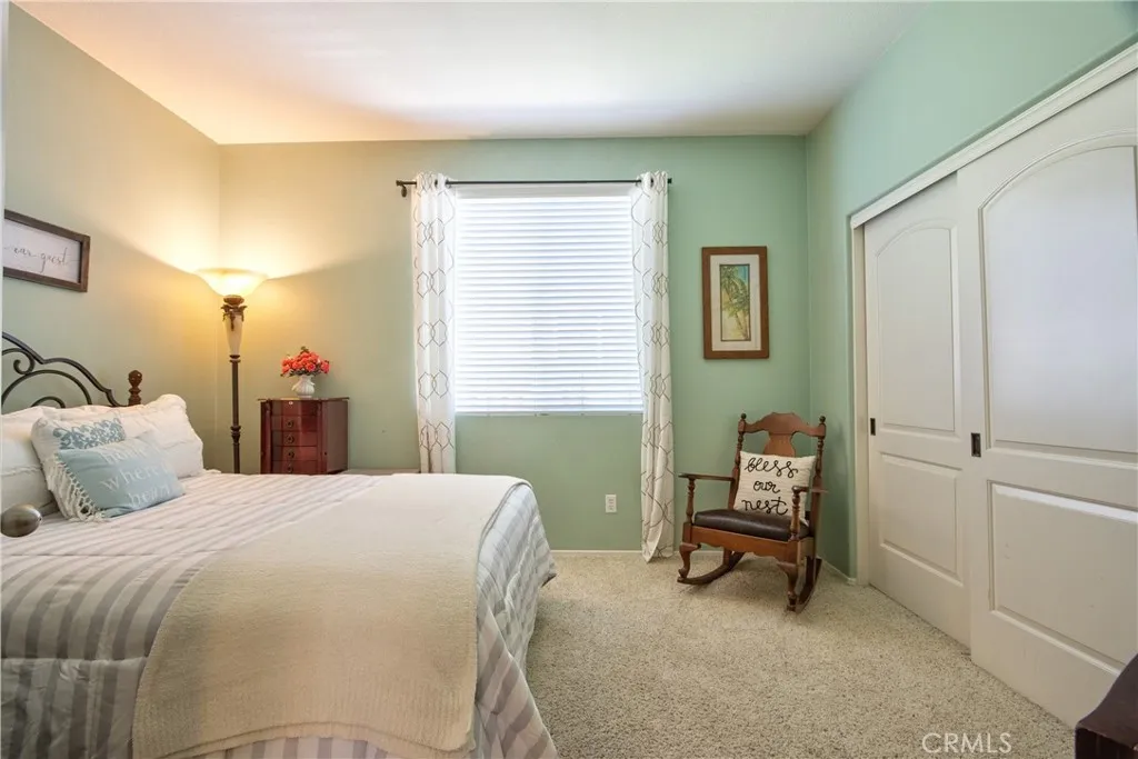39883 S Creek Circle, Murrieta, California 92563 home-pic-17