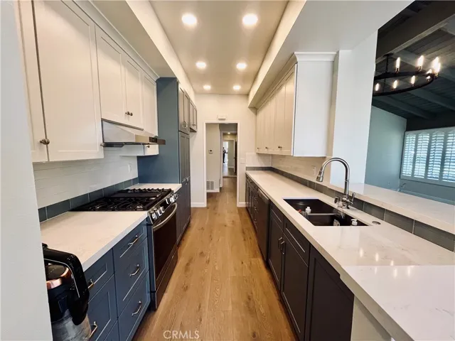 2155 Vista Dorado, Newport Beach, California 92660