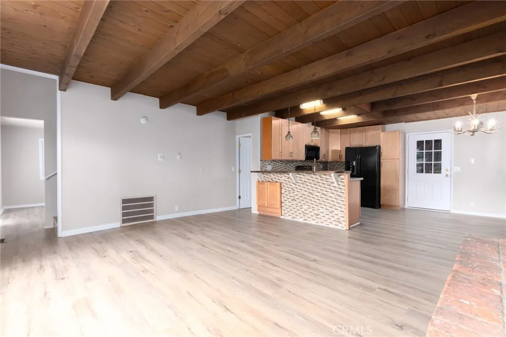 260 S Fairway Drive, Twin Peaks, California 92391 home-pic-16