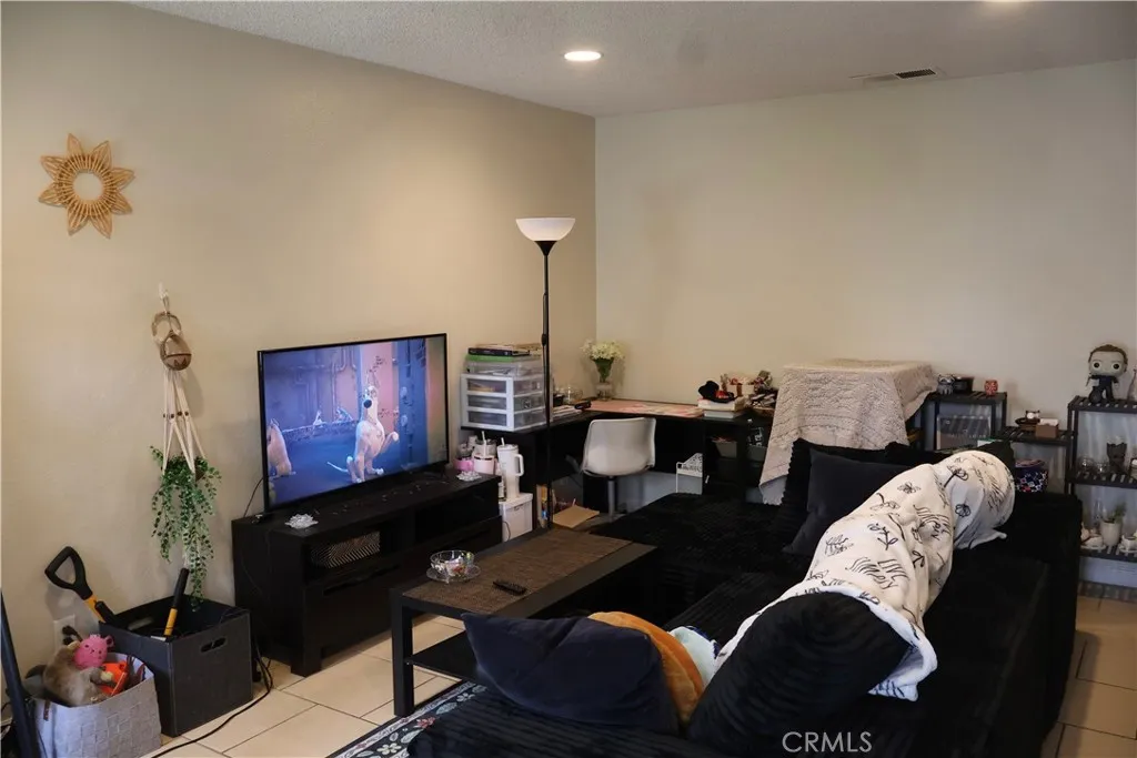 25929 Baylor Way, Hemet, California 92544 home-pic-13