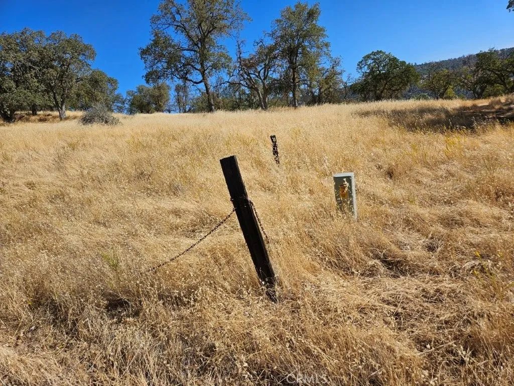 East side of Blue Oak Ridge where property begins.