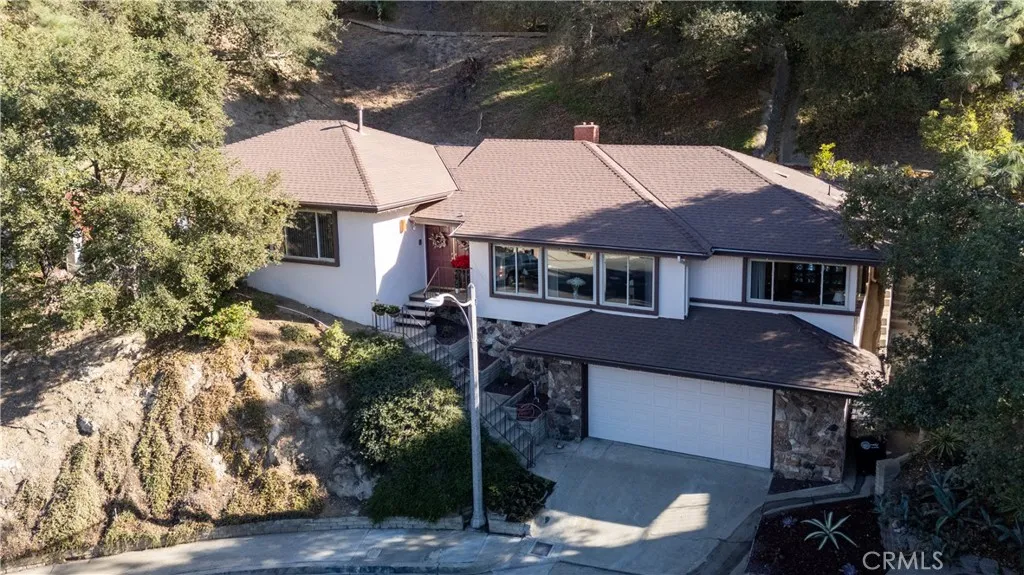 2541 Sleepy Hollow Drive, Glendale, California 91206, 3 Bedrooms Bedrooms, ,2 BathroomsBathrooms,Residential,For Sale,Sleepy Hollow,PW25194551