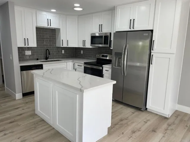 1670 Forestdale Drive, Encinitas, California 92024