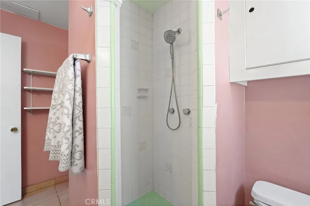 14615 San Fernando Mission Boulevard, San Fernando, California 91340 home-pic-19