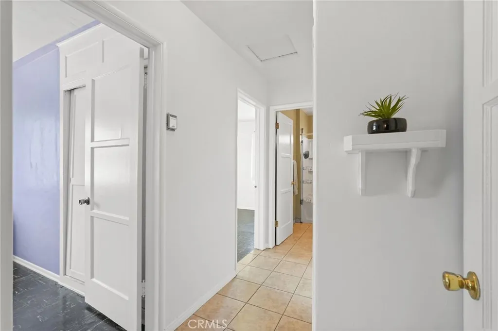14615 San Fernando Mission Boulevard, San Fernando, California 91340 home-pic-10