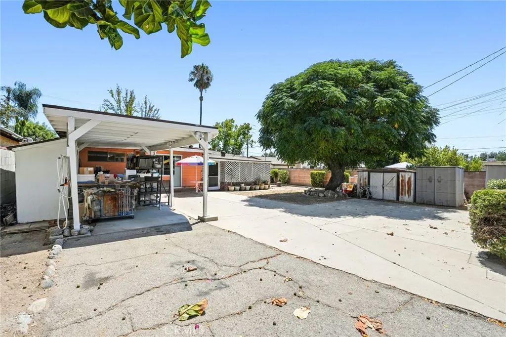 14615 San Fernando Mission Boulevard, San Fernando, California 91340 home-pic-24