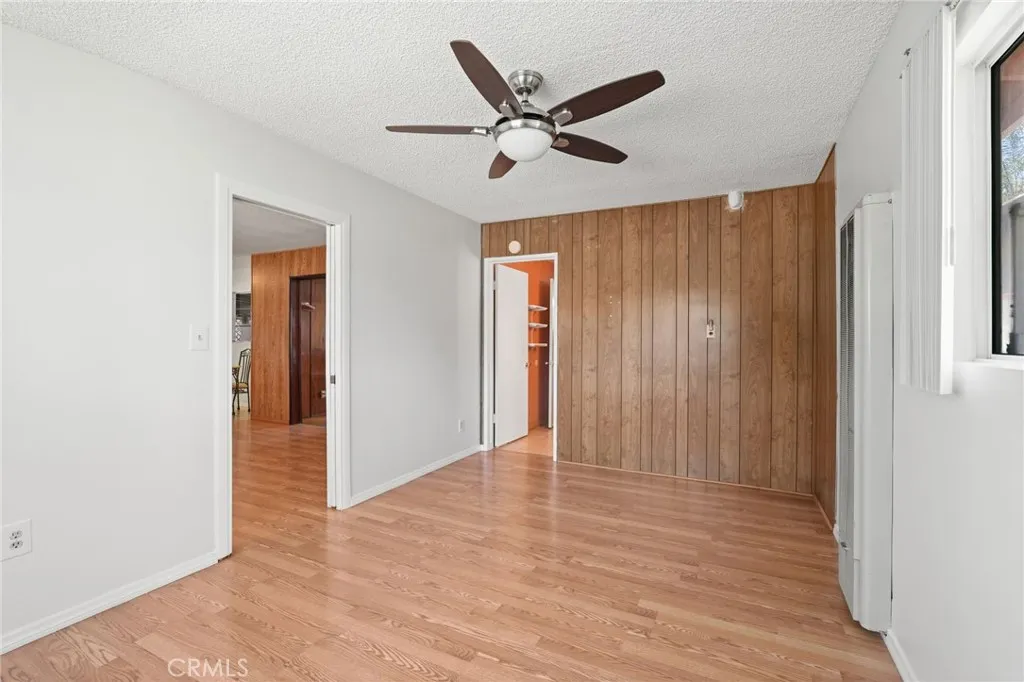 14615 San Fernando Mission Boulevard, San Fernando, California 91340 home-pic-17