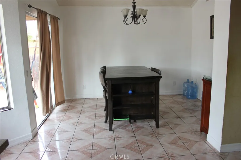 25380 Ivory Avenue, Moreno Valley, California 92551 home-pic-12