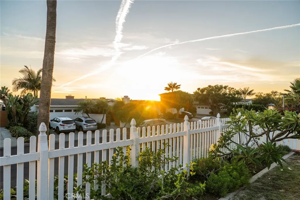 30802 Marilyn Drive, Laguna Beach, California 92651 home-pic-31