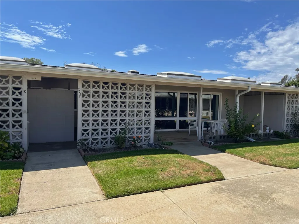 1075 Brookline Rd., Seal Beach, California 90740 home-pic-2