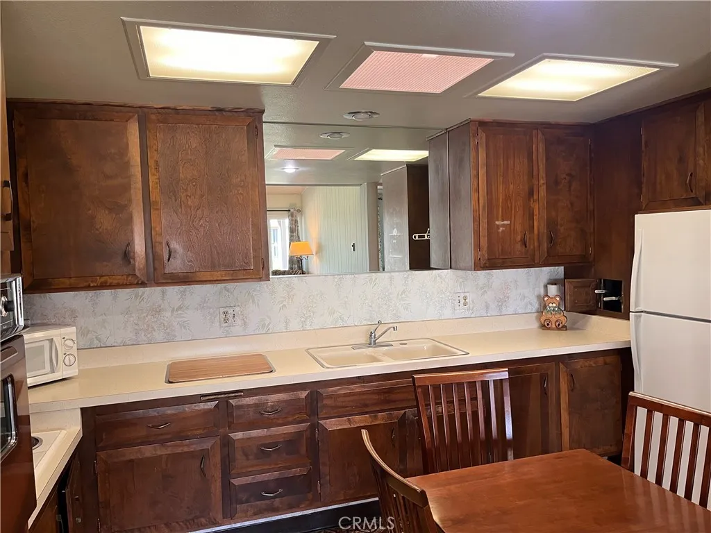 1075 Brookline Rd., Seal Beach, California 90740 home-pic-11