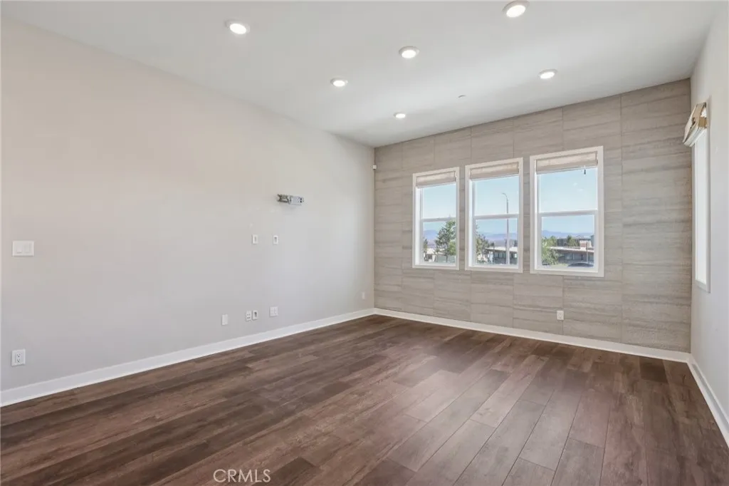 27227 Coyote Bush Court, Valencia, California 91381 home-pic-15