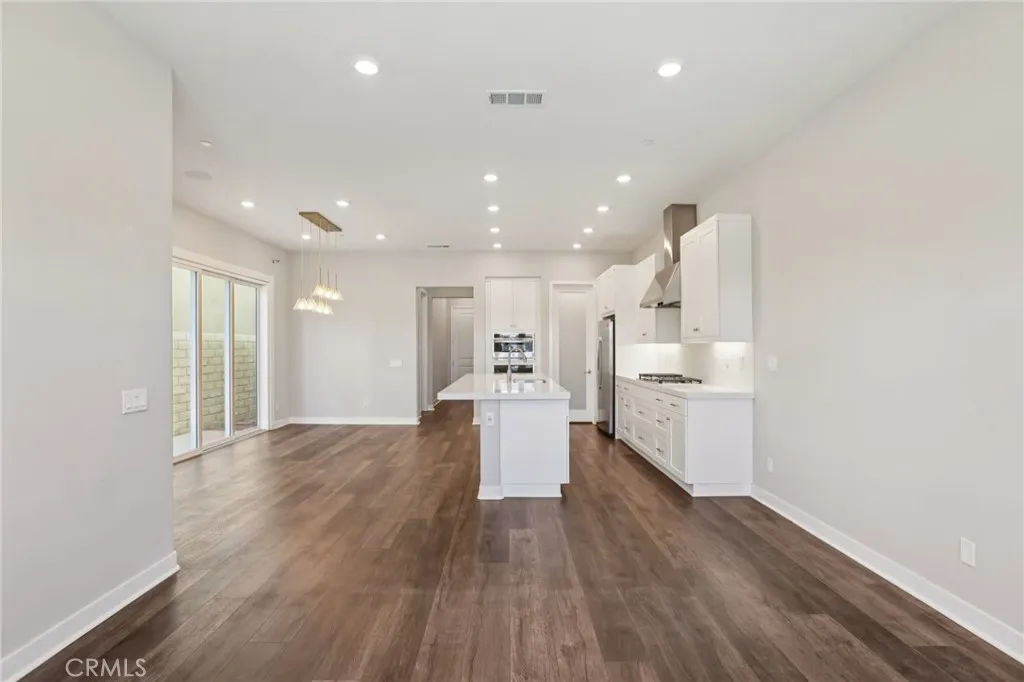 27227 Coyote Bush Court, Valencia, California 91381 home-pic-10