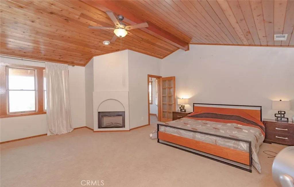 1300 Hidden Springs Drive, Corona, California 92881 home-pic-23