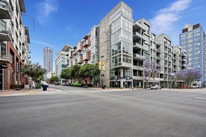 1025 Island Avenue 407, San Diego, California 92101