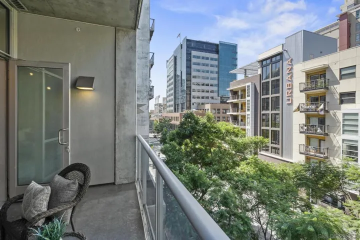 1025 Island Avenue 407, San Diego, California 92101