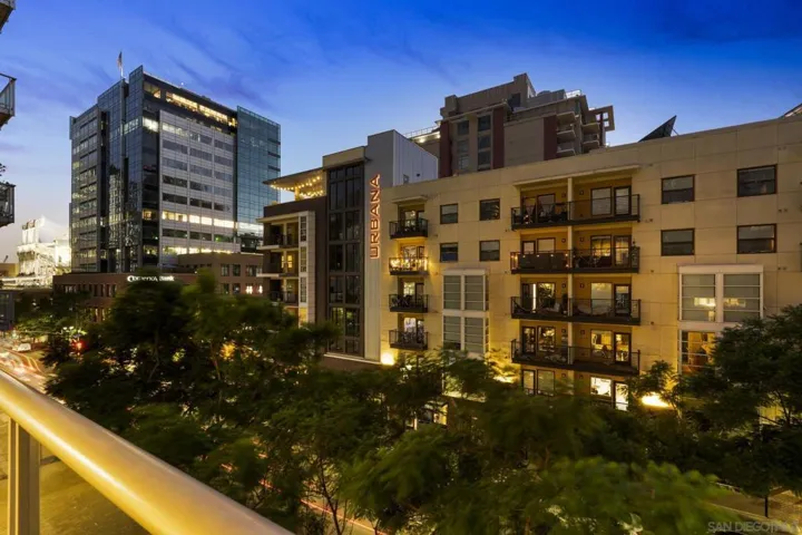 1025 Island Avenue 407, San Diego, California 92101