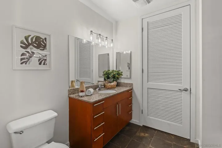 1025 Island Avenue 407, San Diego, California 92101