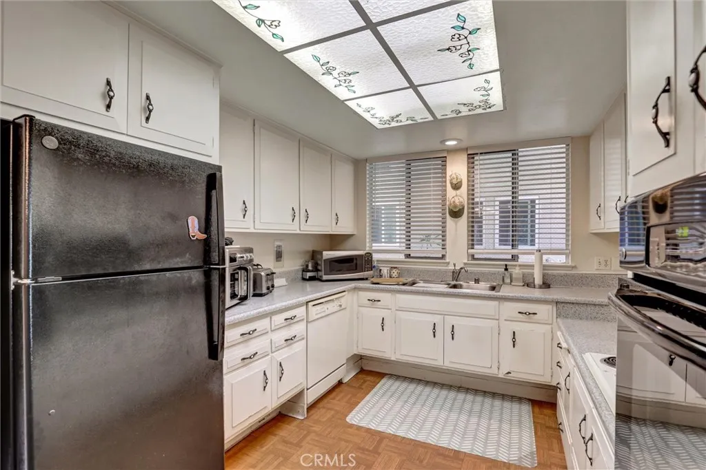 697 Avenida Sevilla N, Laguna Woods, California 92637 home-pic-3