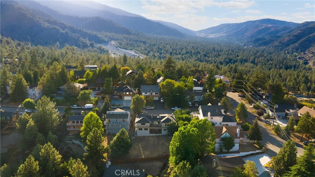 5495 Summit Drive, Wrightwood, California 92397 home-pic-58