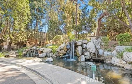 2510 W Macarthur Boulevard L, Santa Ana, California 92704
