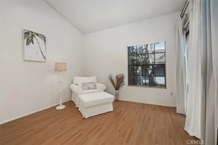 2510 W Macarthur Boulevard L, Santa Ana, California 92704