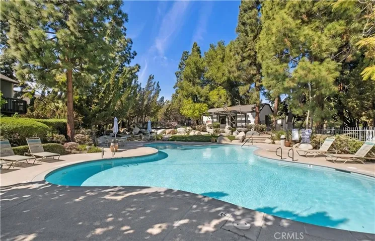 2510 W Macarthur Boulevard L, Santa Ana, California 92704