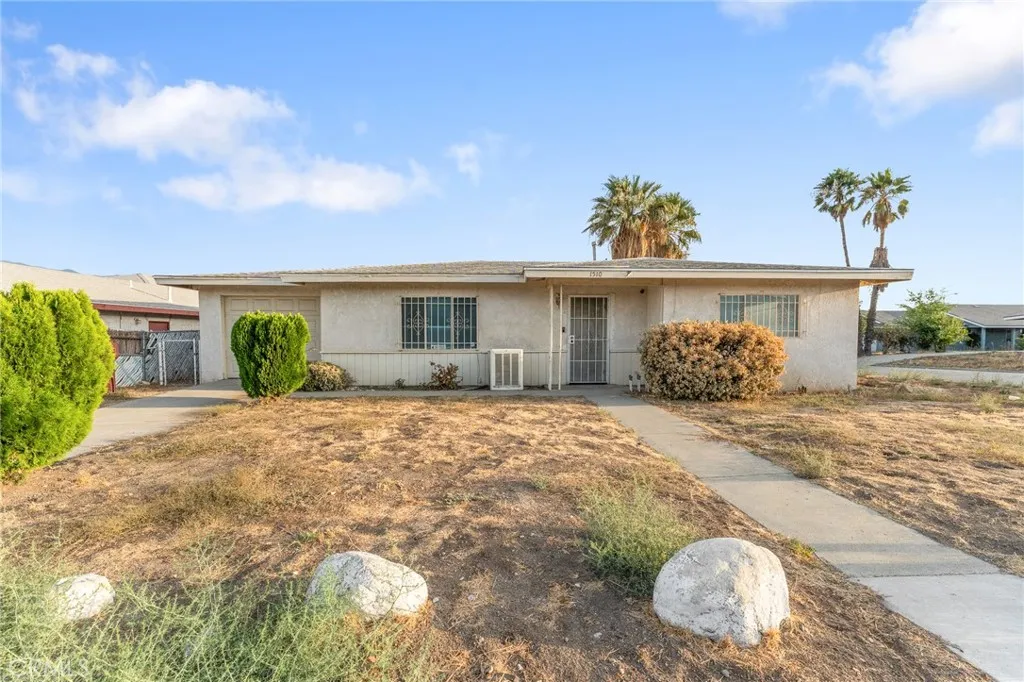 1510 E Nicolet Street, Banning, California 92220, 5 Bedrooms Bedrooms, ,3 BathroomsBathrooms,Residential,For Sale,Nicolet,IV25194778