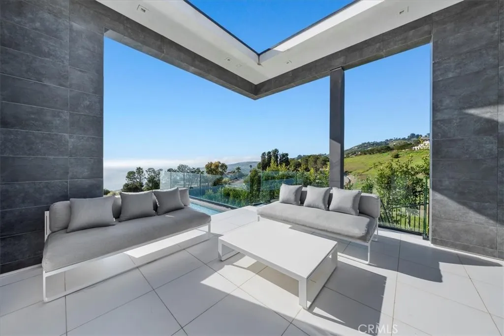 2935 Vista Del Mar, Rancho Palos Verdes, California 90275 home-pic-18