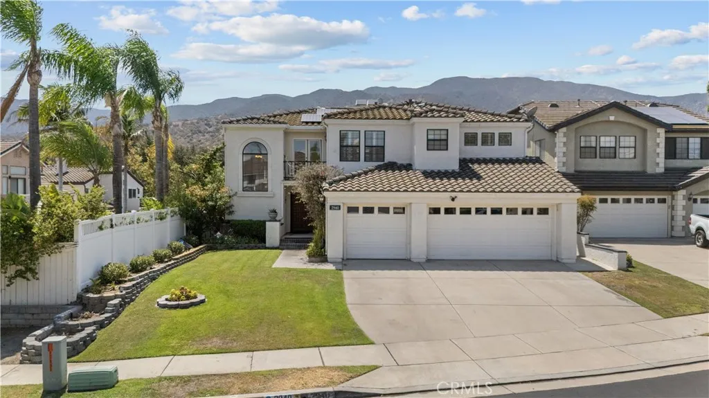 2940 Hidden Hills Circle, Corona, California 92882, 4 Bedrooms Bedrooms, ,4 BathroomsBathrooms,Residential,For Sale,Hidden Hills,SR25194452